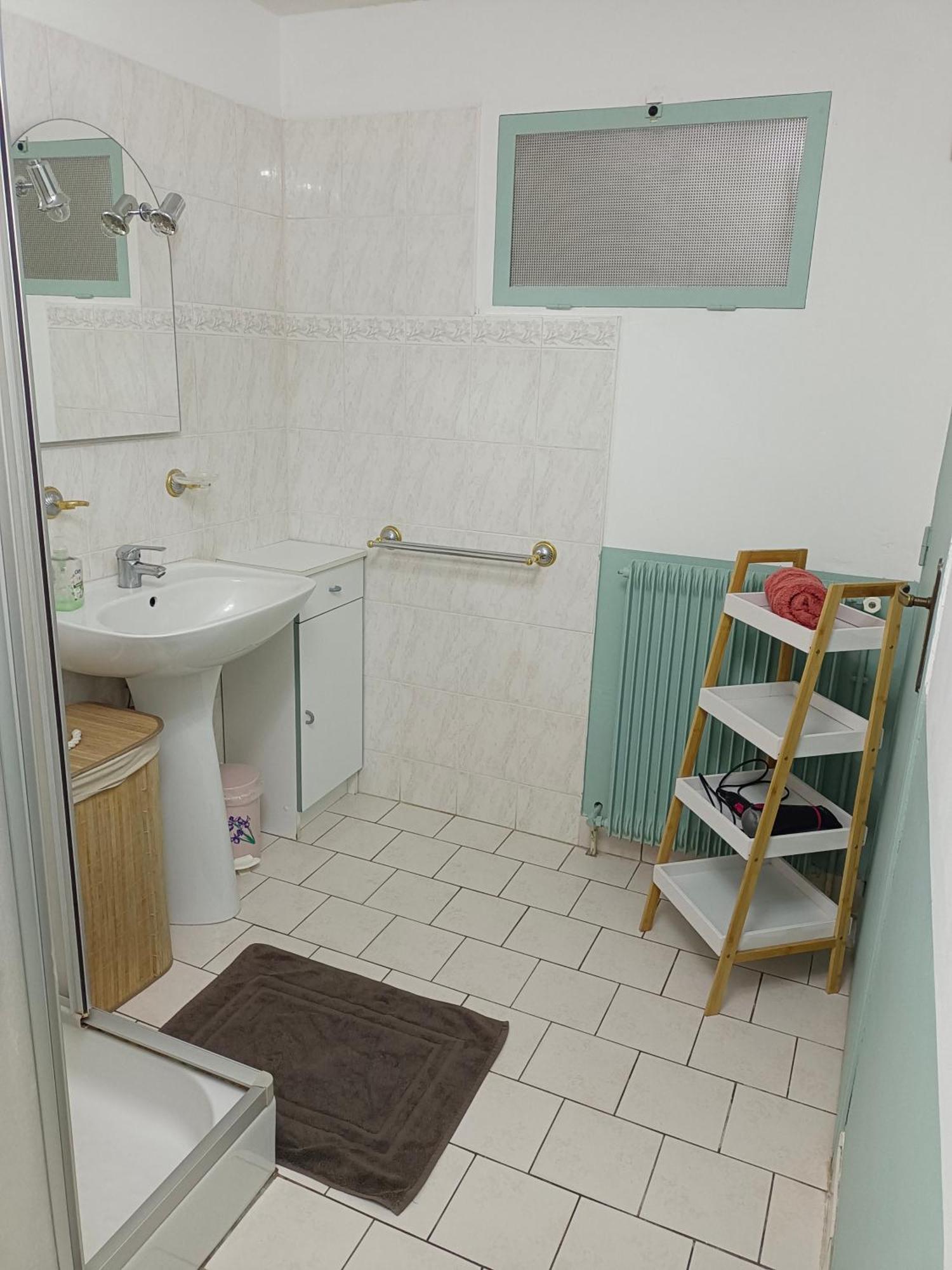 Petite Maison Etape Loire A Velo Ou Compostelle Mosnes Extérieur photo
